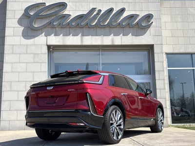 2024 Cadillac LYRIQ Luxury 3