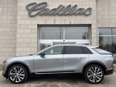 2024 Cadillac LYRIQ Luxury 3