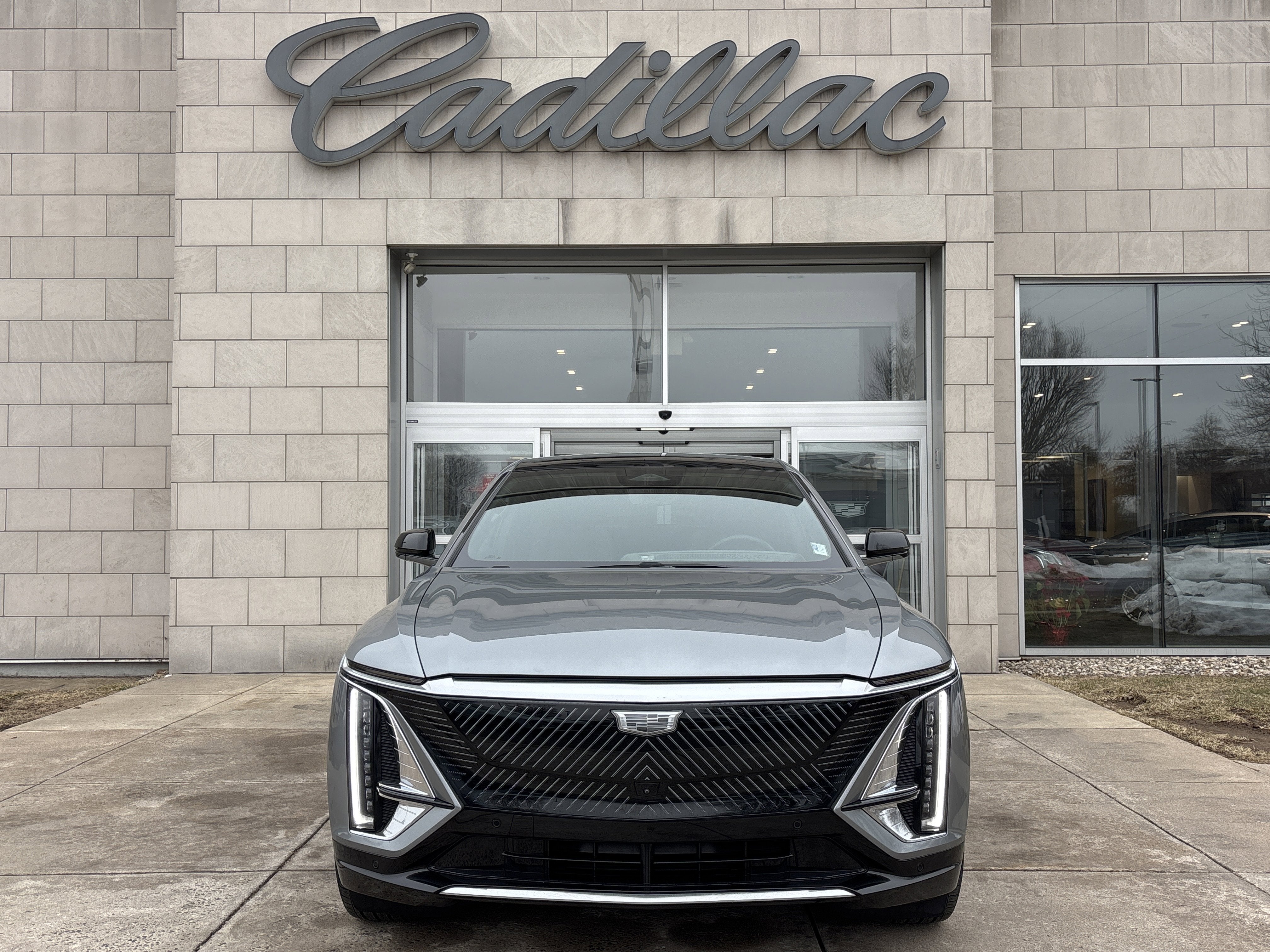 2024 Cadillac LYRIQ Luxury 3