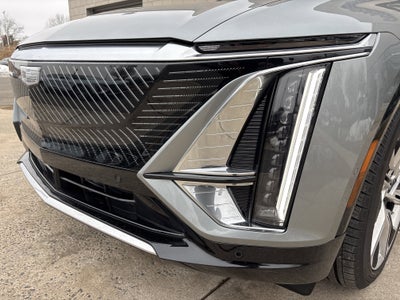 2024 Cadillac LYRIQ Luxury 3
