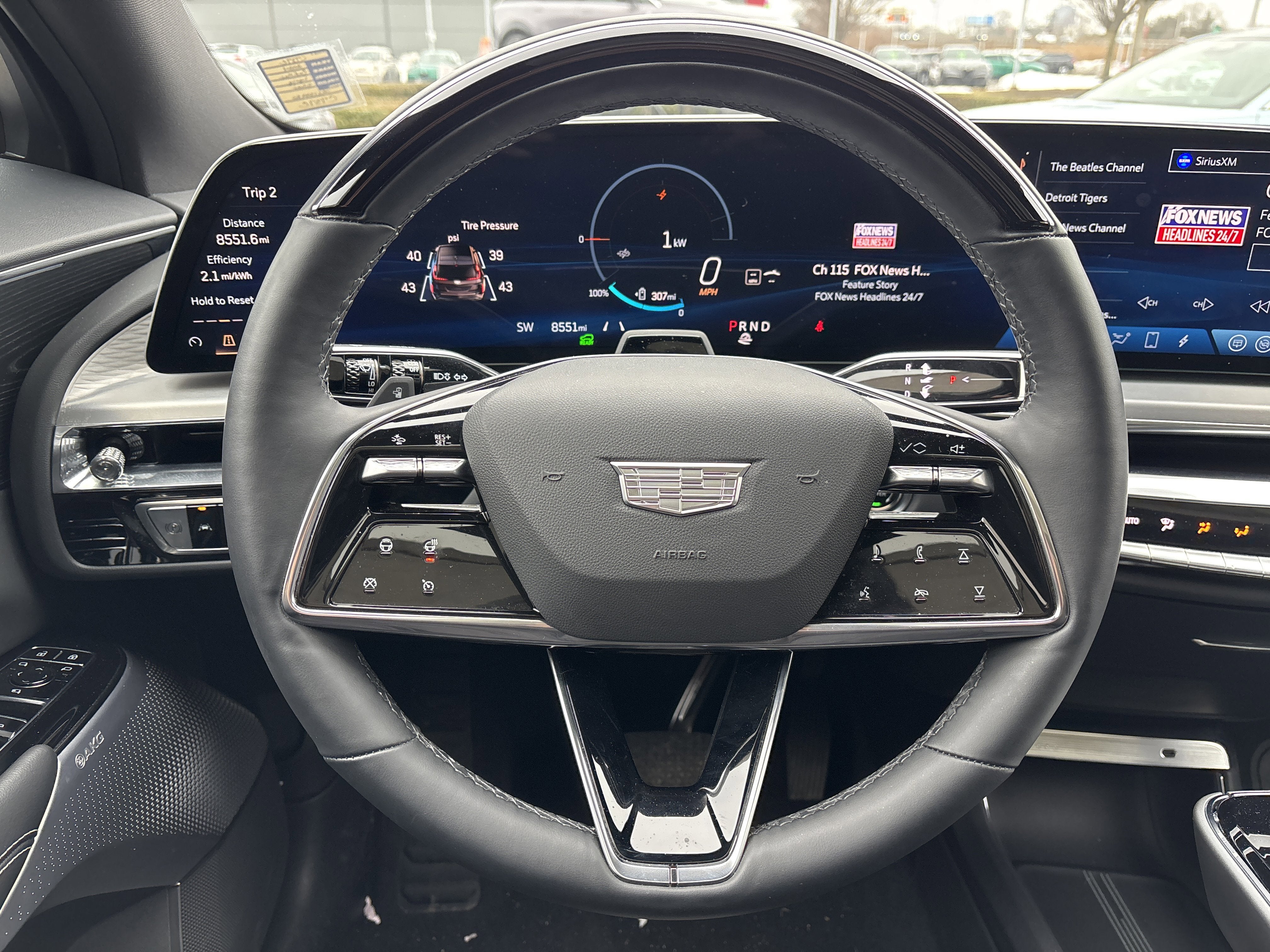 2024 Cadillac LYRIQ Luxury 3