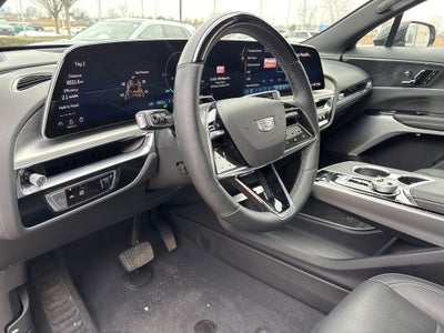 2024 Cadillac LYRIQ Luxury 3