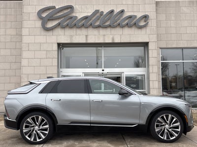 2024 Cadillac LYRIQ Luxury 3