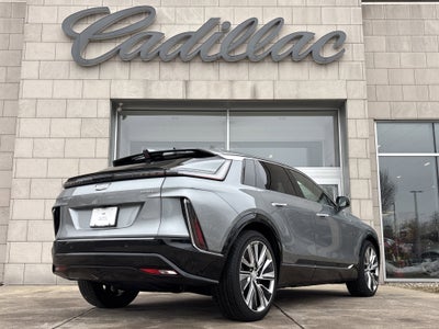 2024 Cadillac LYRIQ Luxury 3
