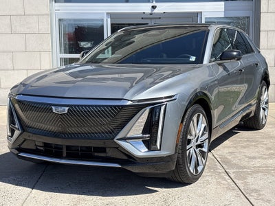 2024 Cadillac LYRIQ Luxury 3