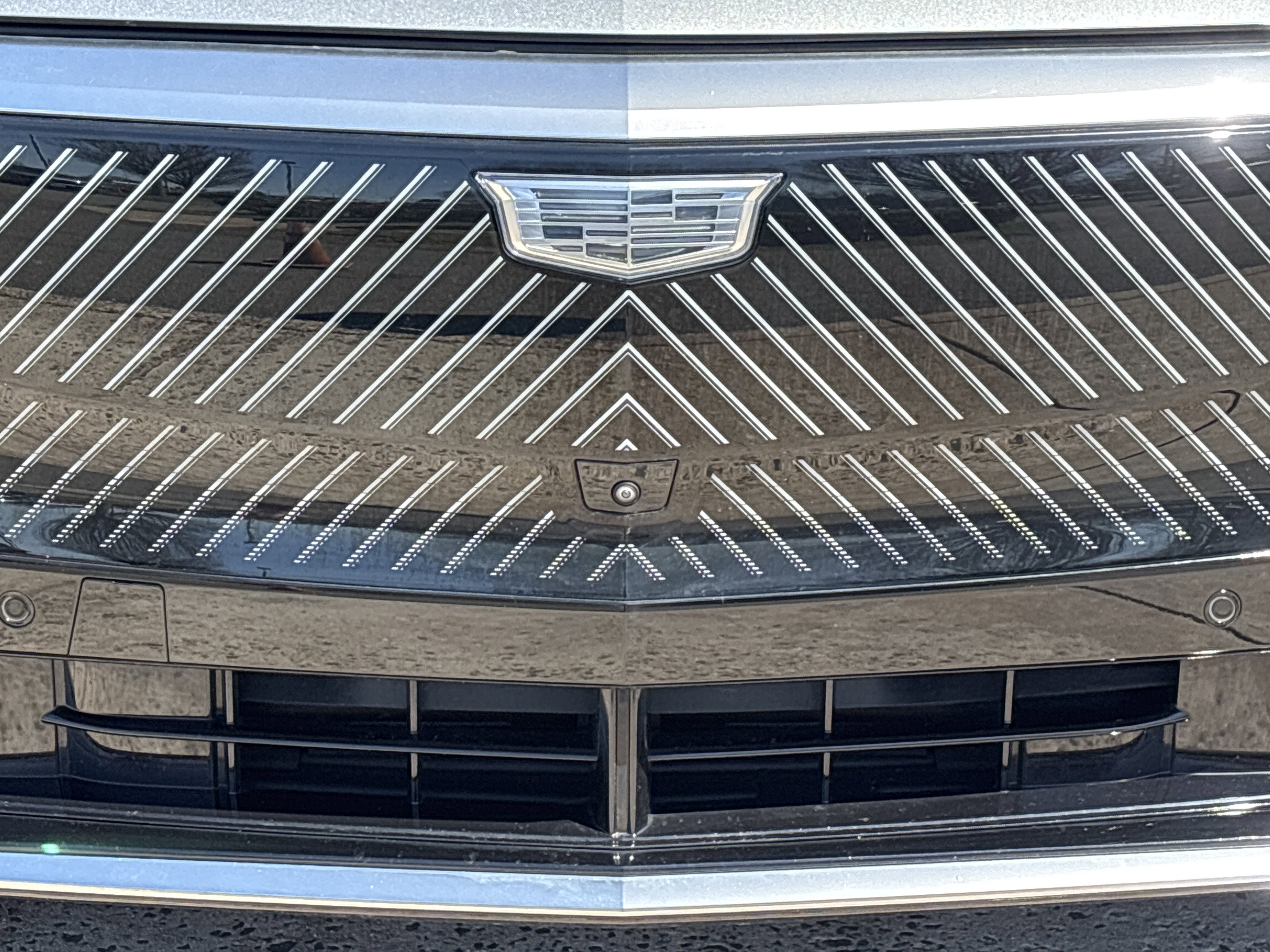 2024 Cadillac LYRIQ Luxury 3