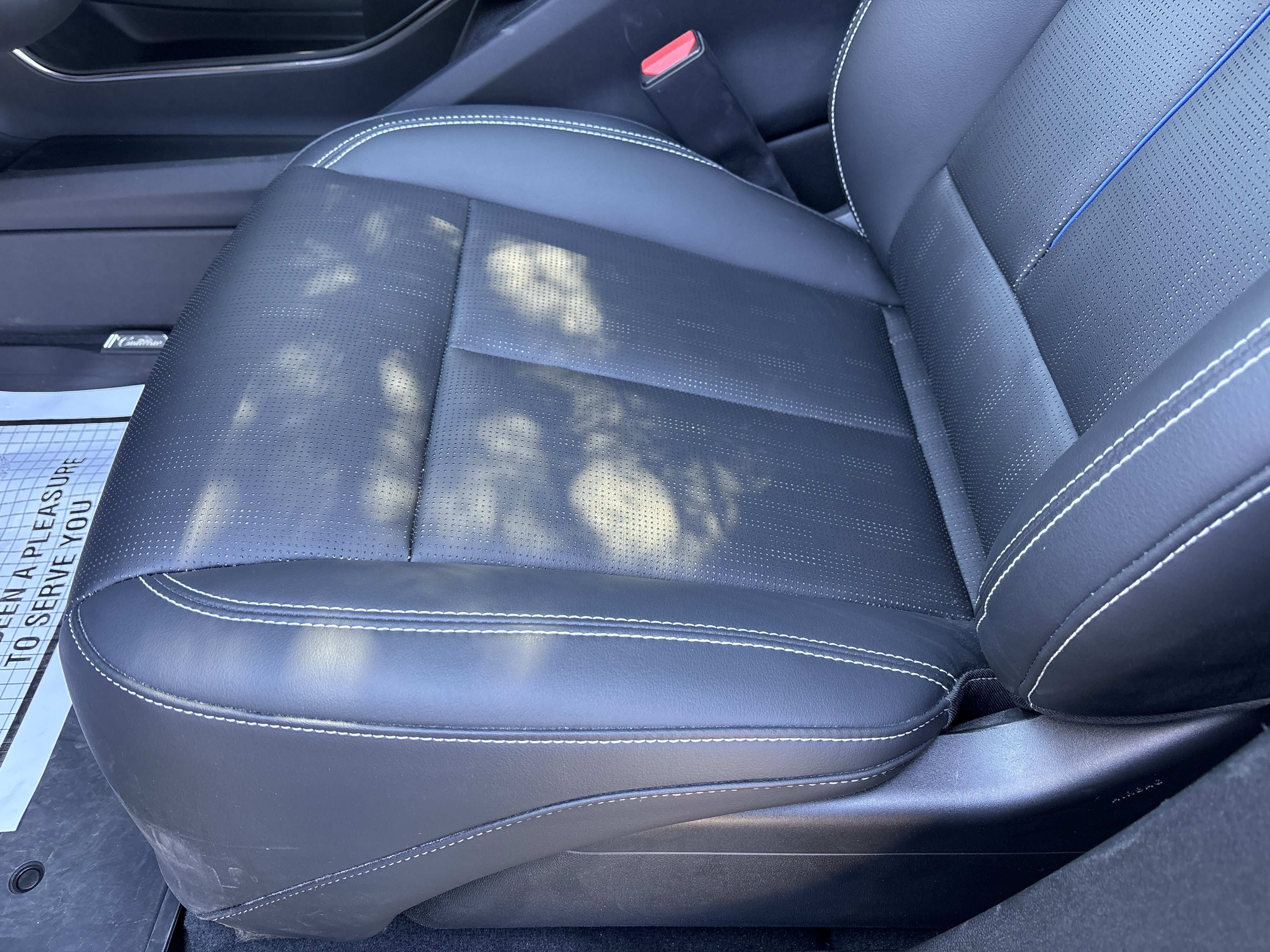 2024 Cadillac LYRIQ Luxury 3