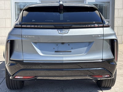 2024 Cadillac LYRIQ Luxury 3