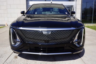 2024 Cadillac LYRIQ Luxury 3
