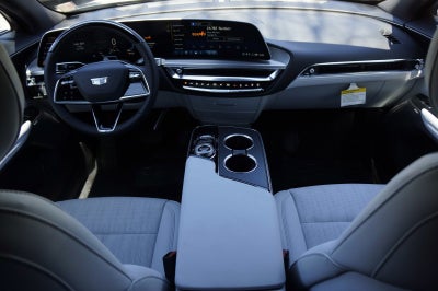 2024 Cadillac LYRIQ Luxury 3