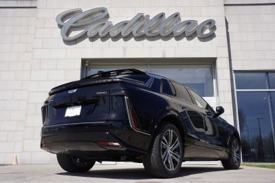 2024 Cadillac LYRIQ Luxury 3