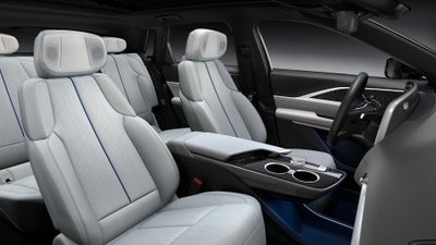 2024 Cadillac LYRIQ Luxury 3