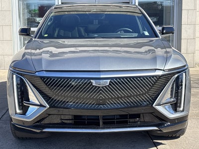 2024 Cadillac LYRIQ Luxury 3