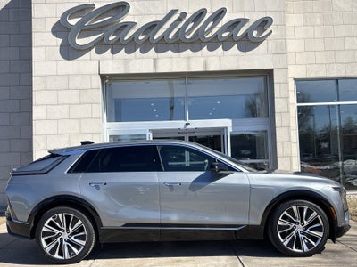 2024 Cadillac LYRIQ Luxury 3