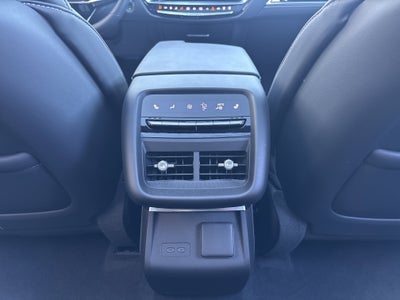 2024 Cadillac LYRIQ Luxury 3