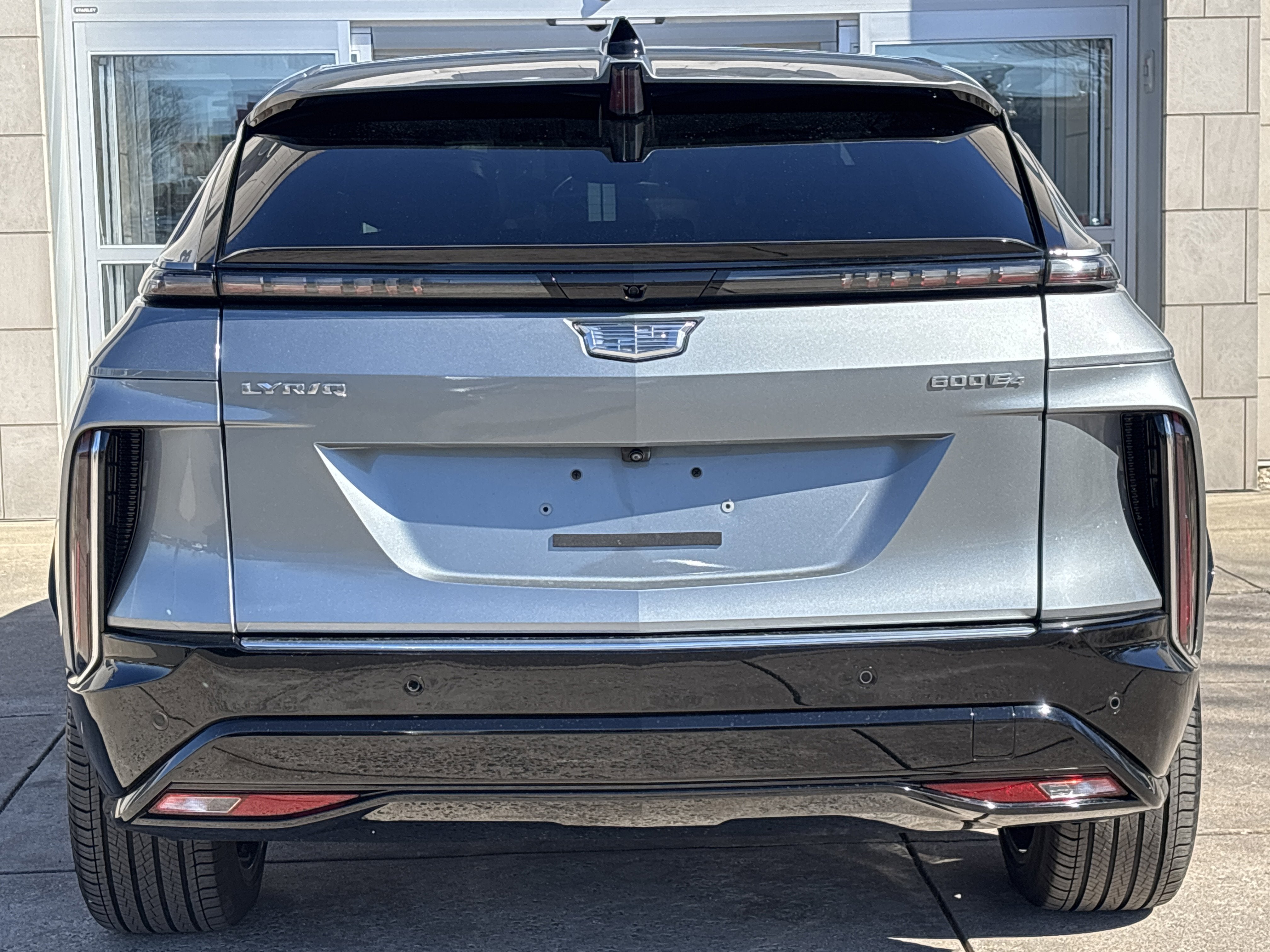 2024 Cadillac LYRIQ Luxury 3