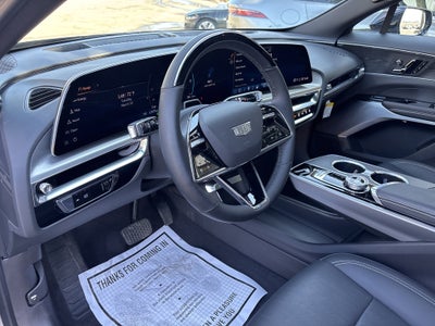2024 Cadillac LYRIQ Luxury 3