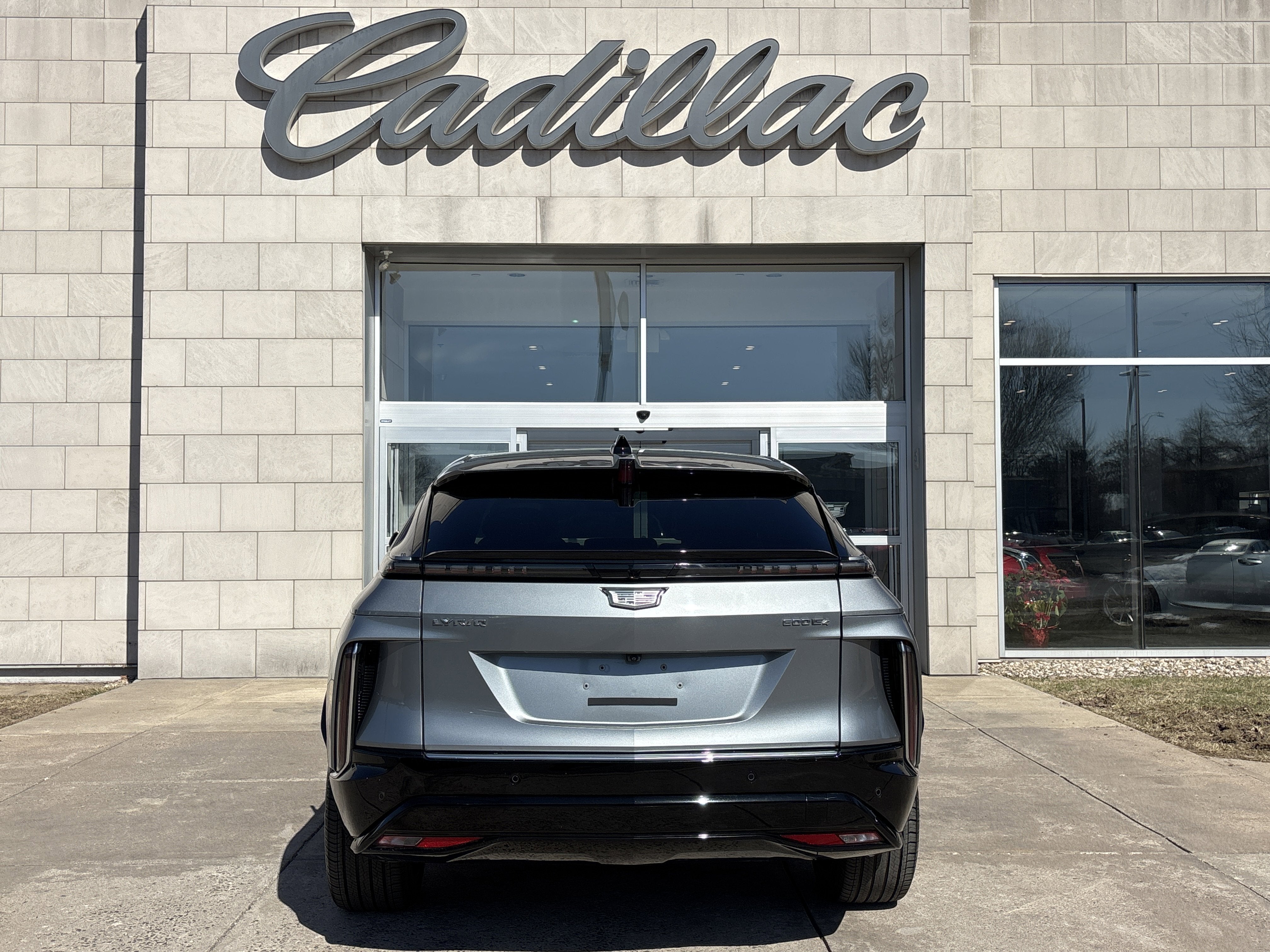 2024 Cadillac LYRIQ Luxury 3