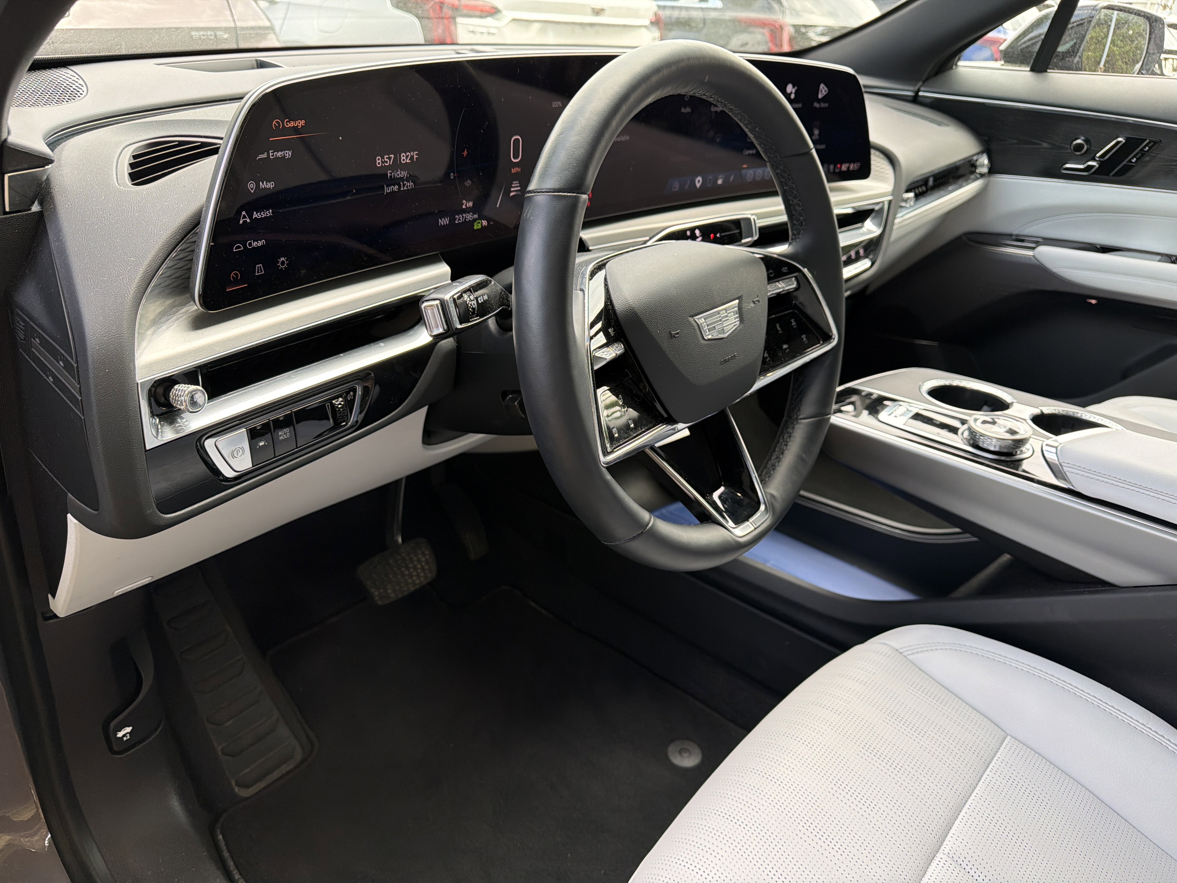 2024 Cadillac LYRIQ Sport 1