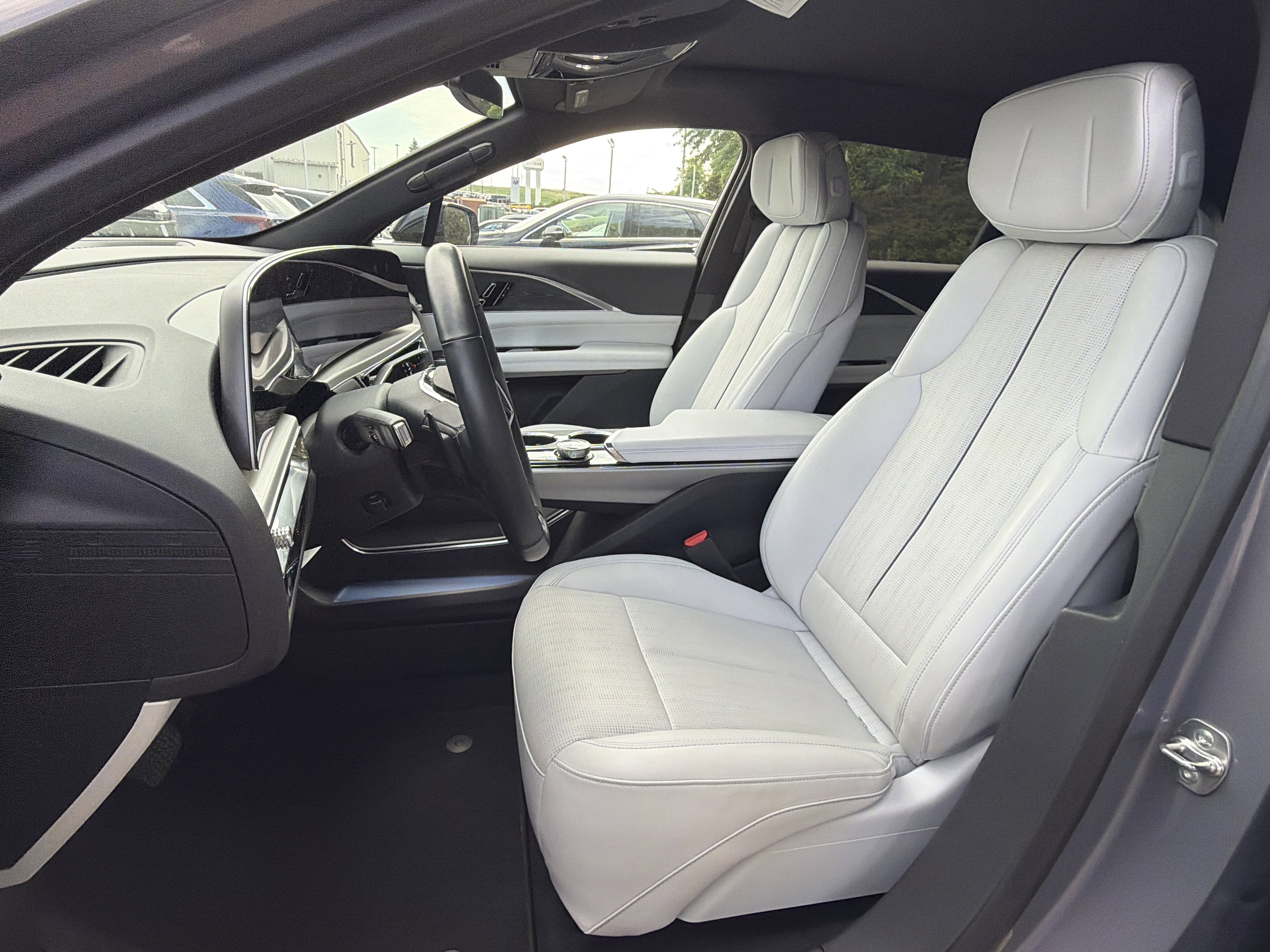 2024 Cadillac LYRIQ Sport 1