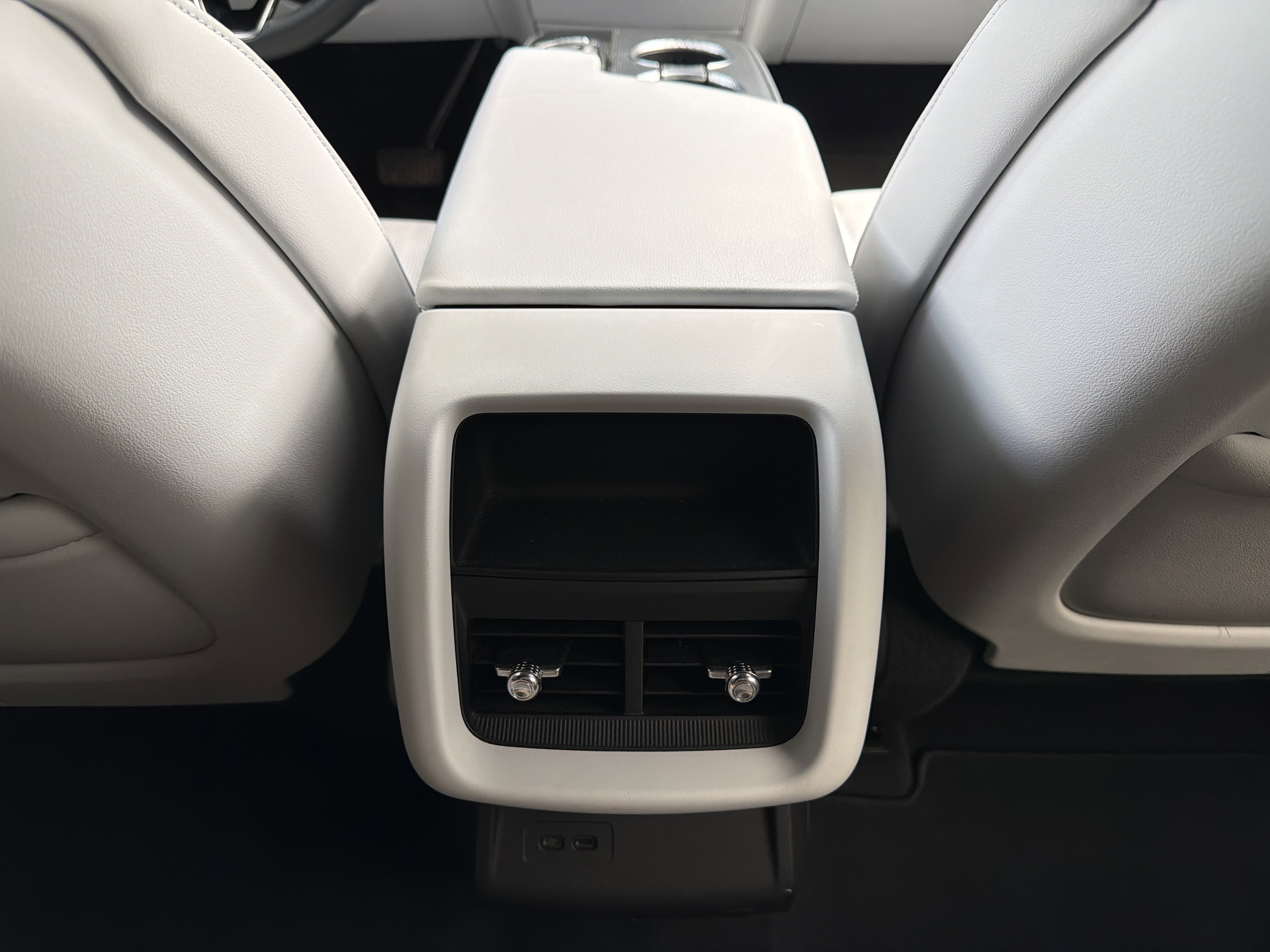 2024 Cadillac LYRIQ Sport 1