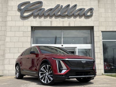 2025 Cadillac LYRIQ Luxury 3