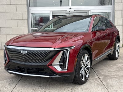2025 Cadillac LYRIQ Luxury 3