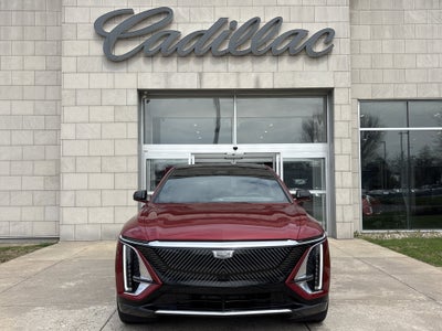 2025 Cadillac LYRIQ Luxury 3