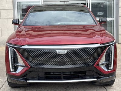 2025 Cadillac LYRIQ Luxury 3