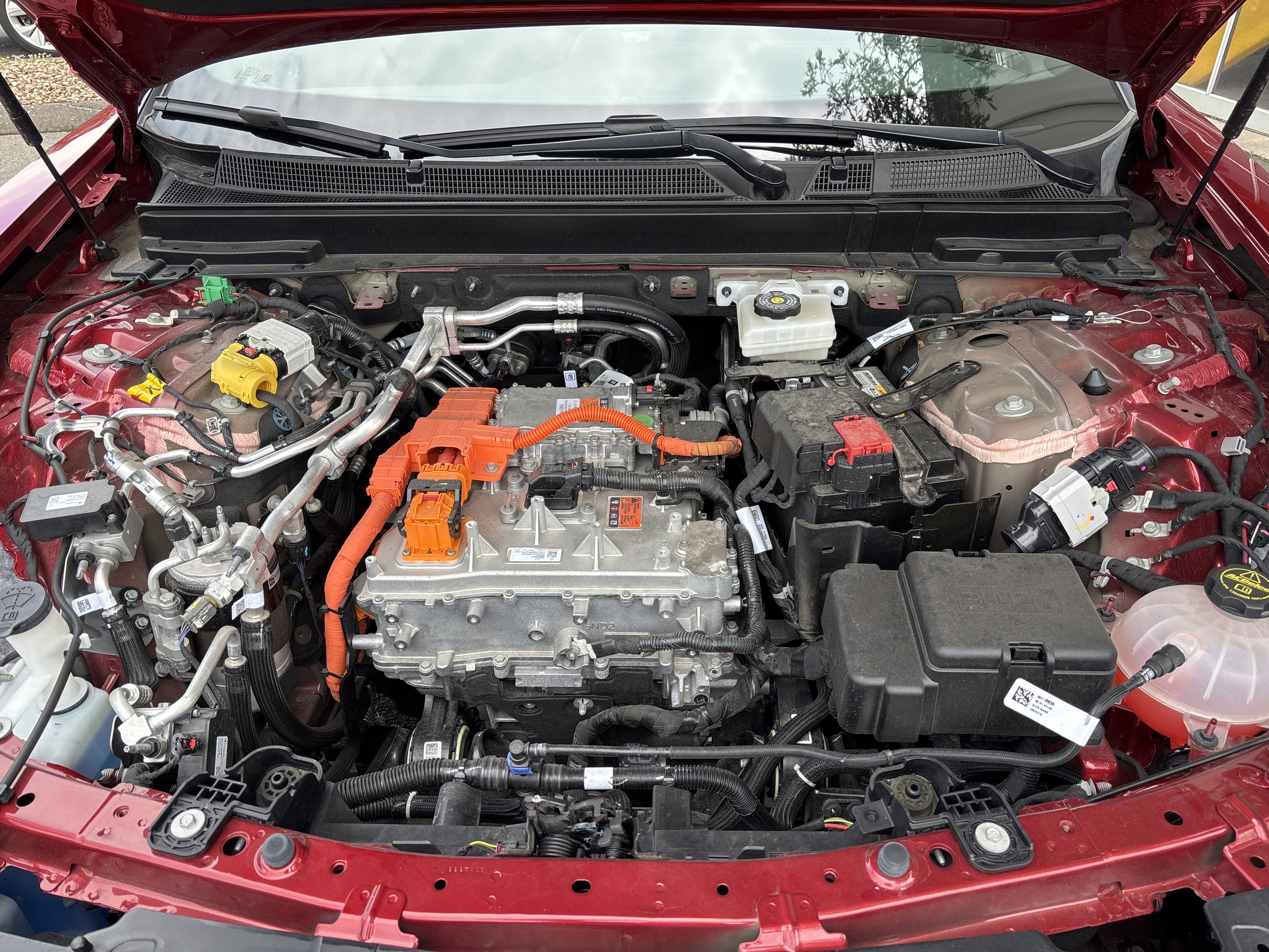 2025 Cadillac LYRIQ Luxury 3