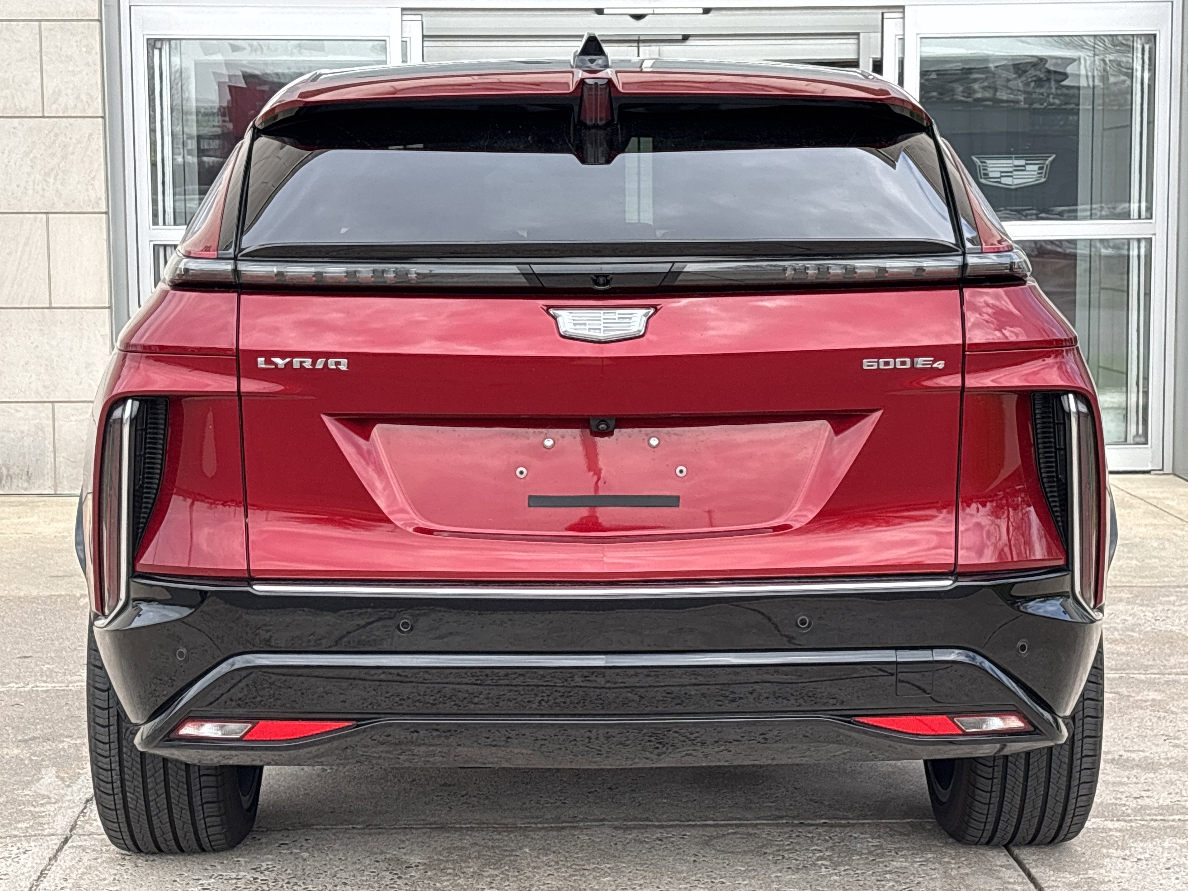 2025 Cadillac LYRIQ Luxury 3