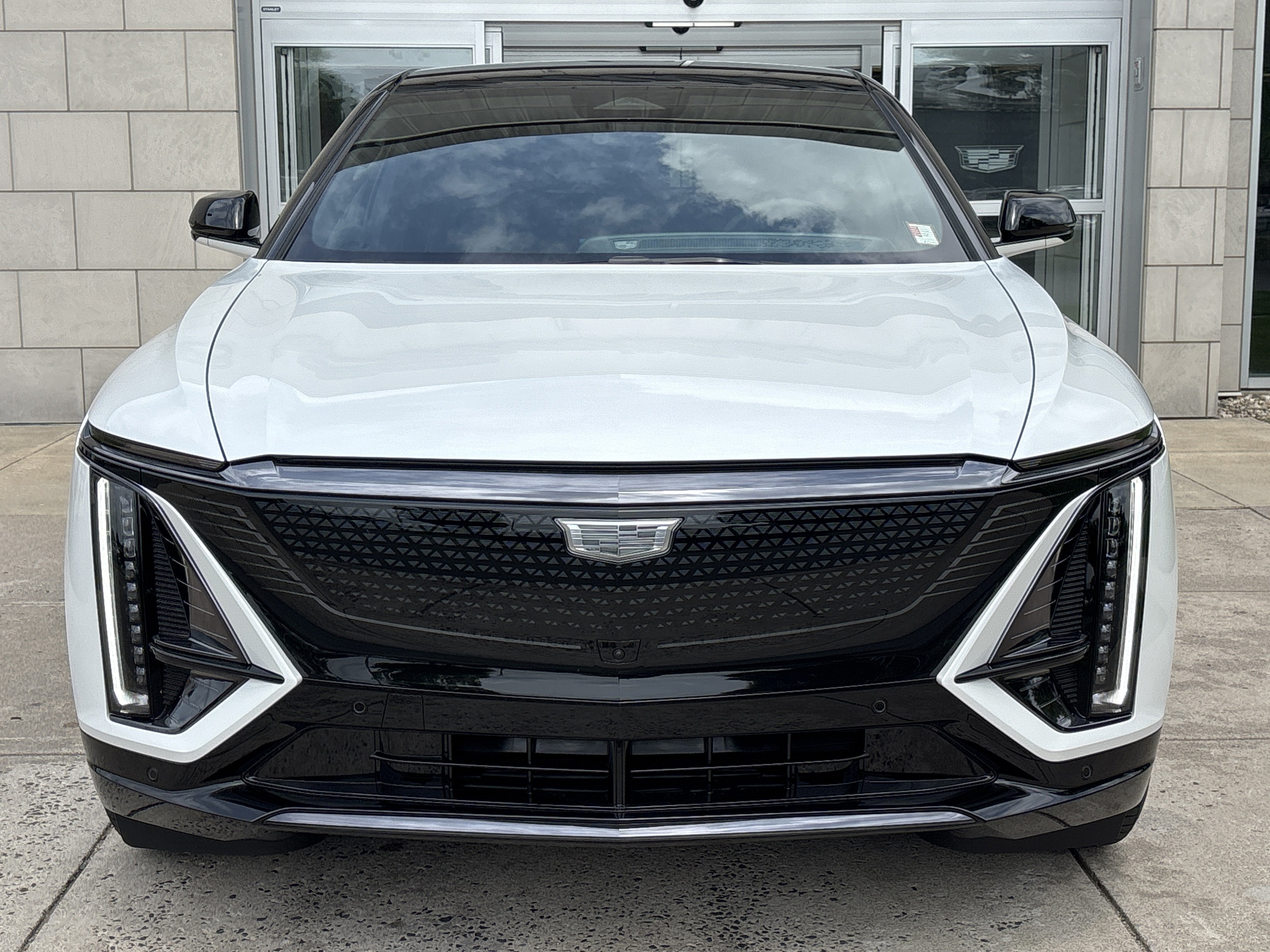 2025 Cadillac LYRIQ Sport 1