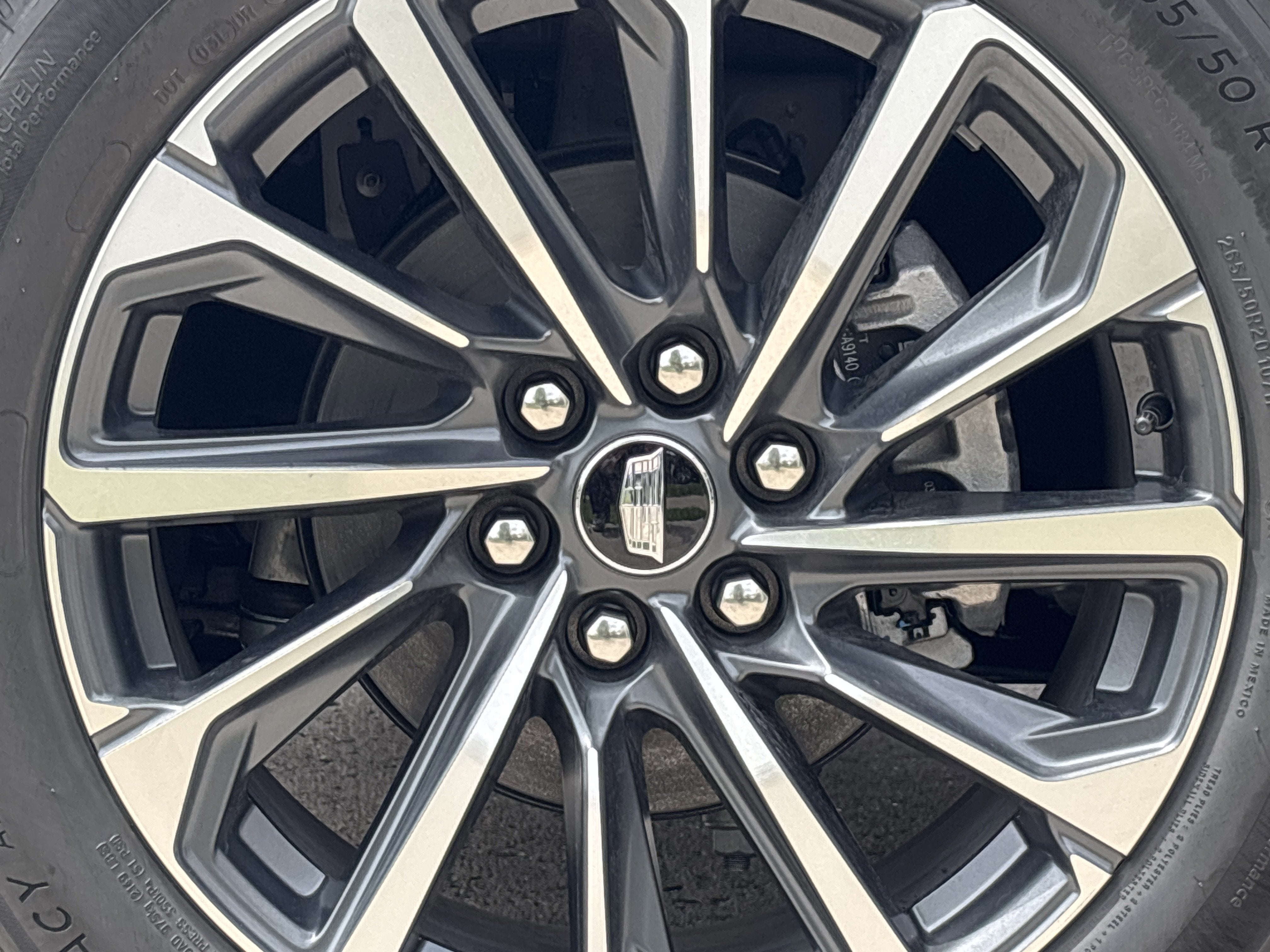 2025 Cadillac LYRIQ Sport 1