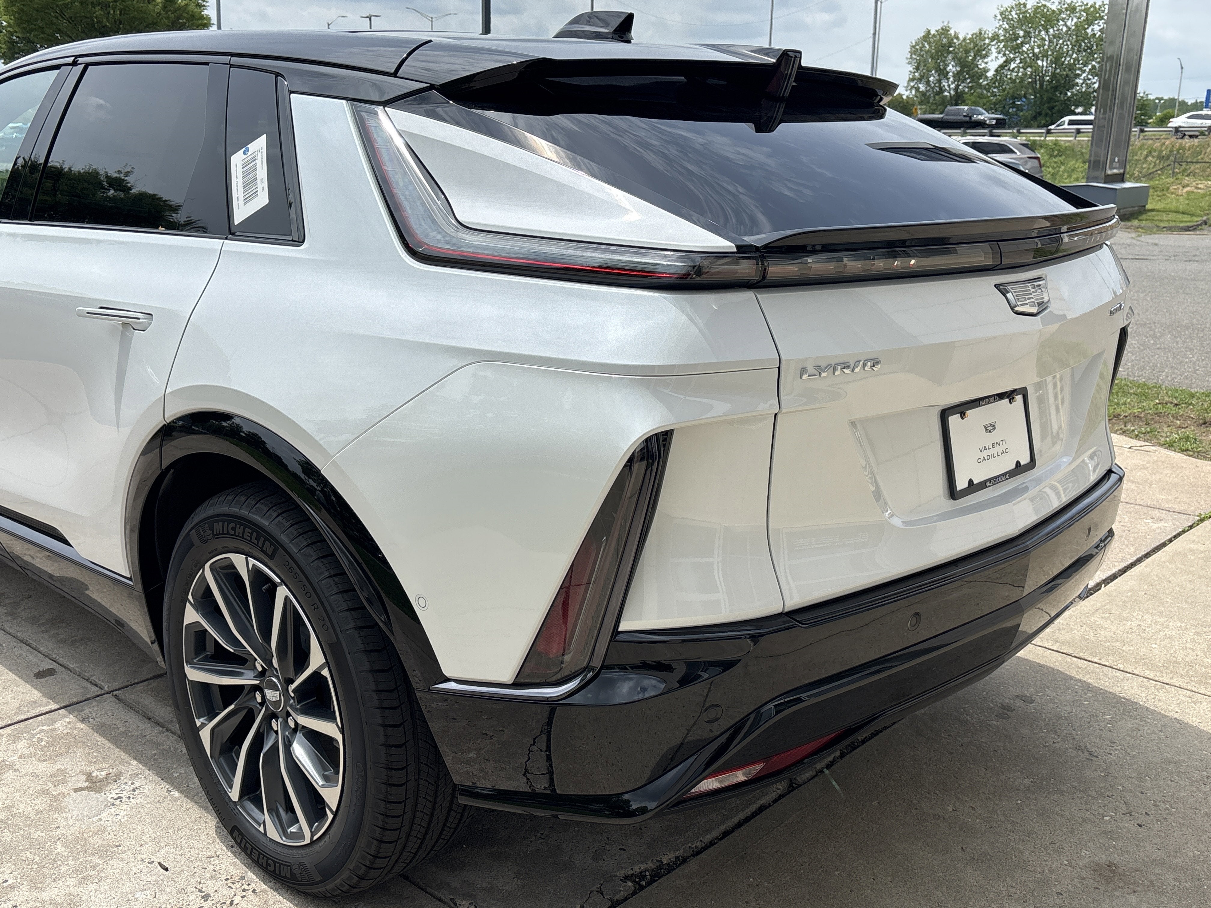 2025 Cadillac LYRIQ Sport 1