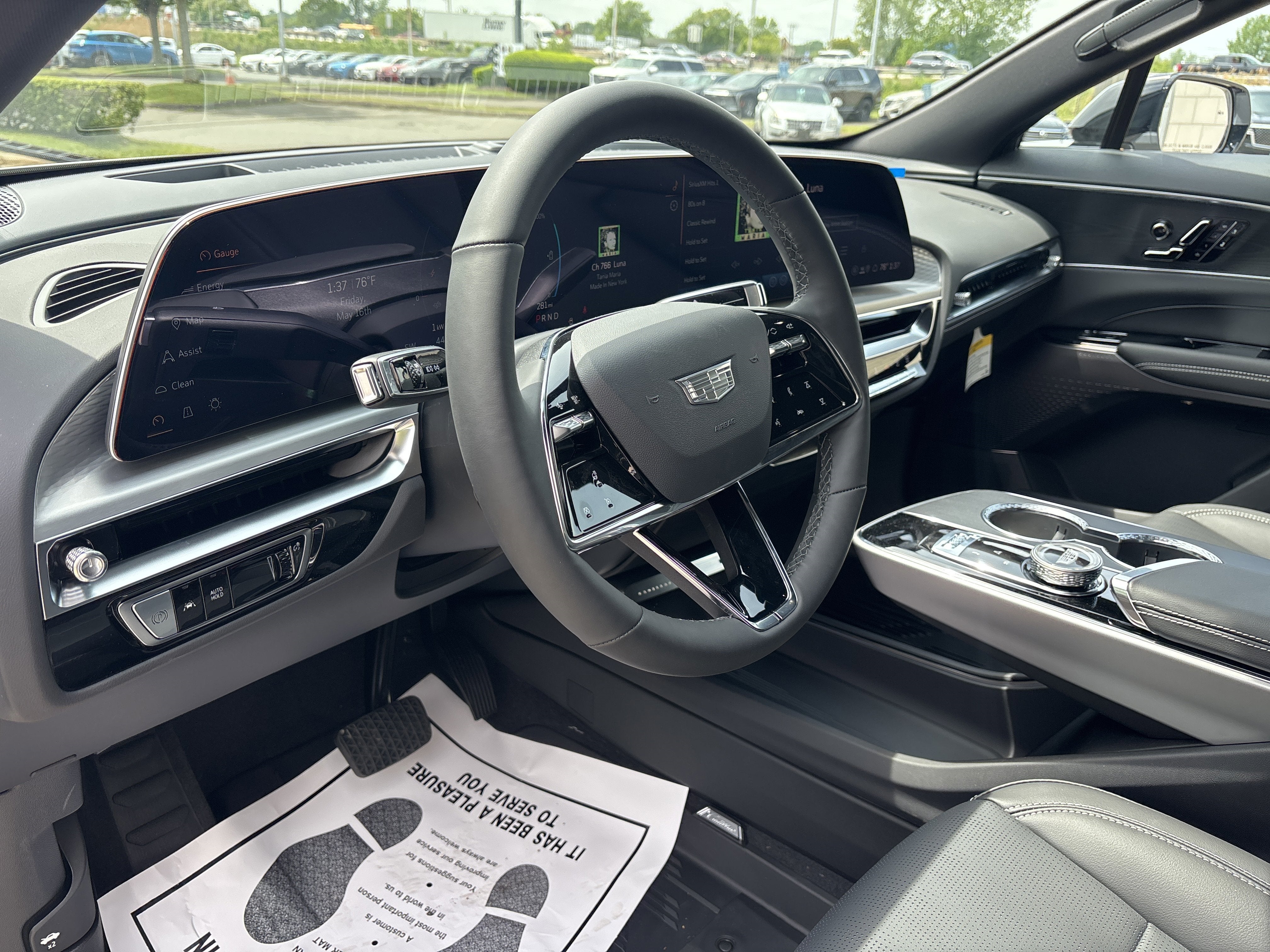 2025 Cadillac LYRIQ Sport 1