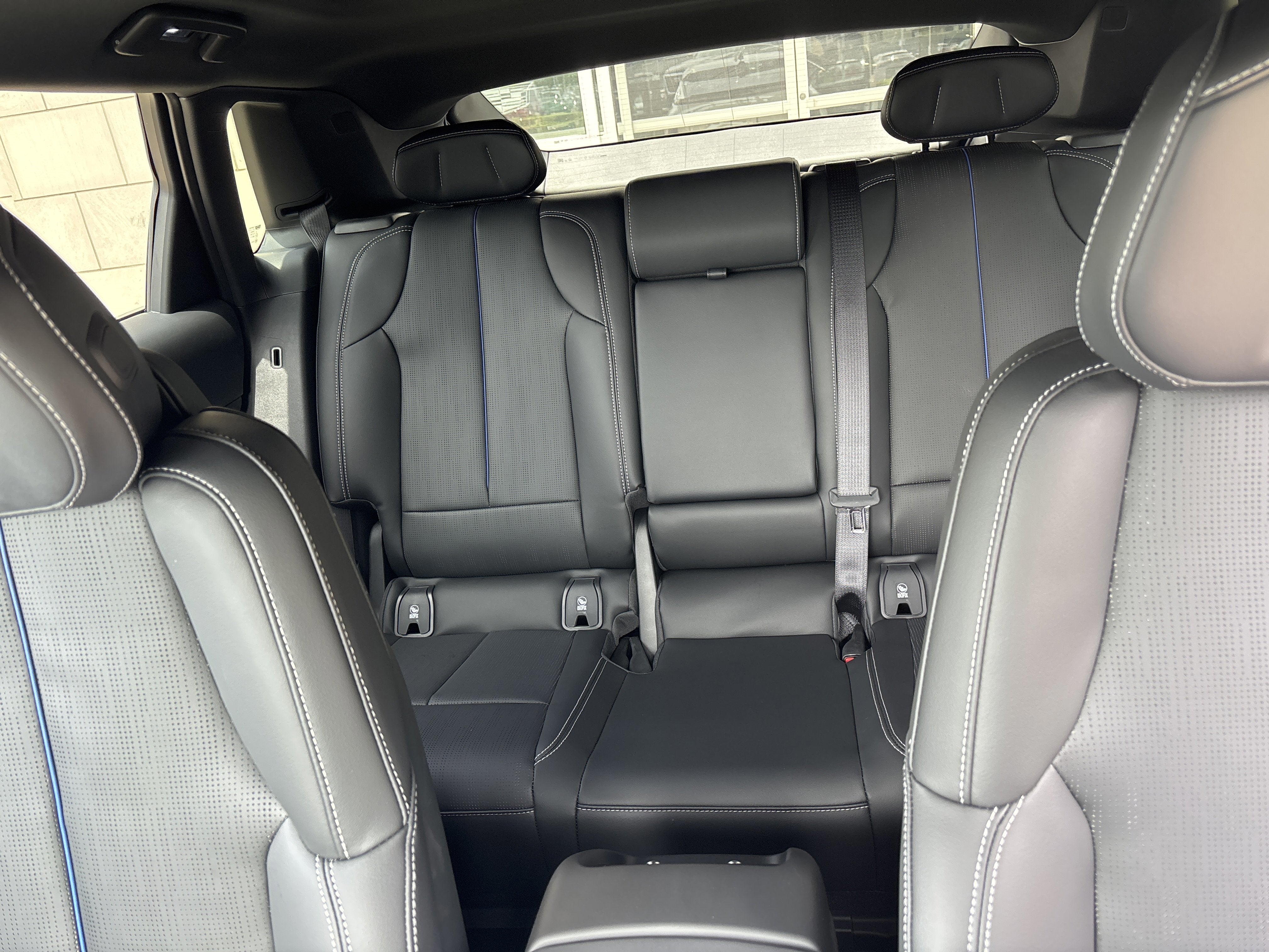 2025 Cadillac LYRIQ Sport 1