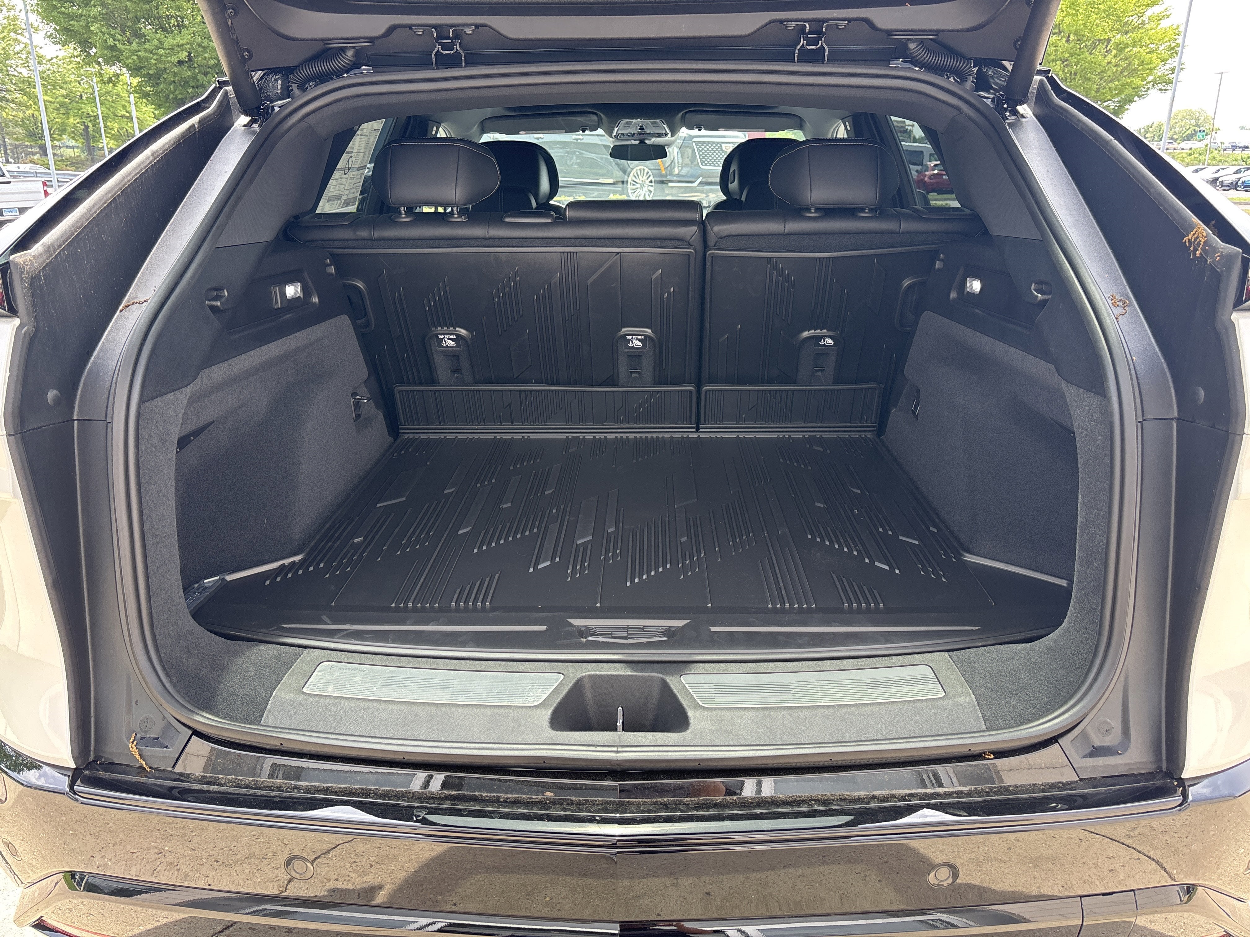 2025 Cadillac LYRIQ Sport 1