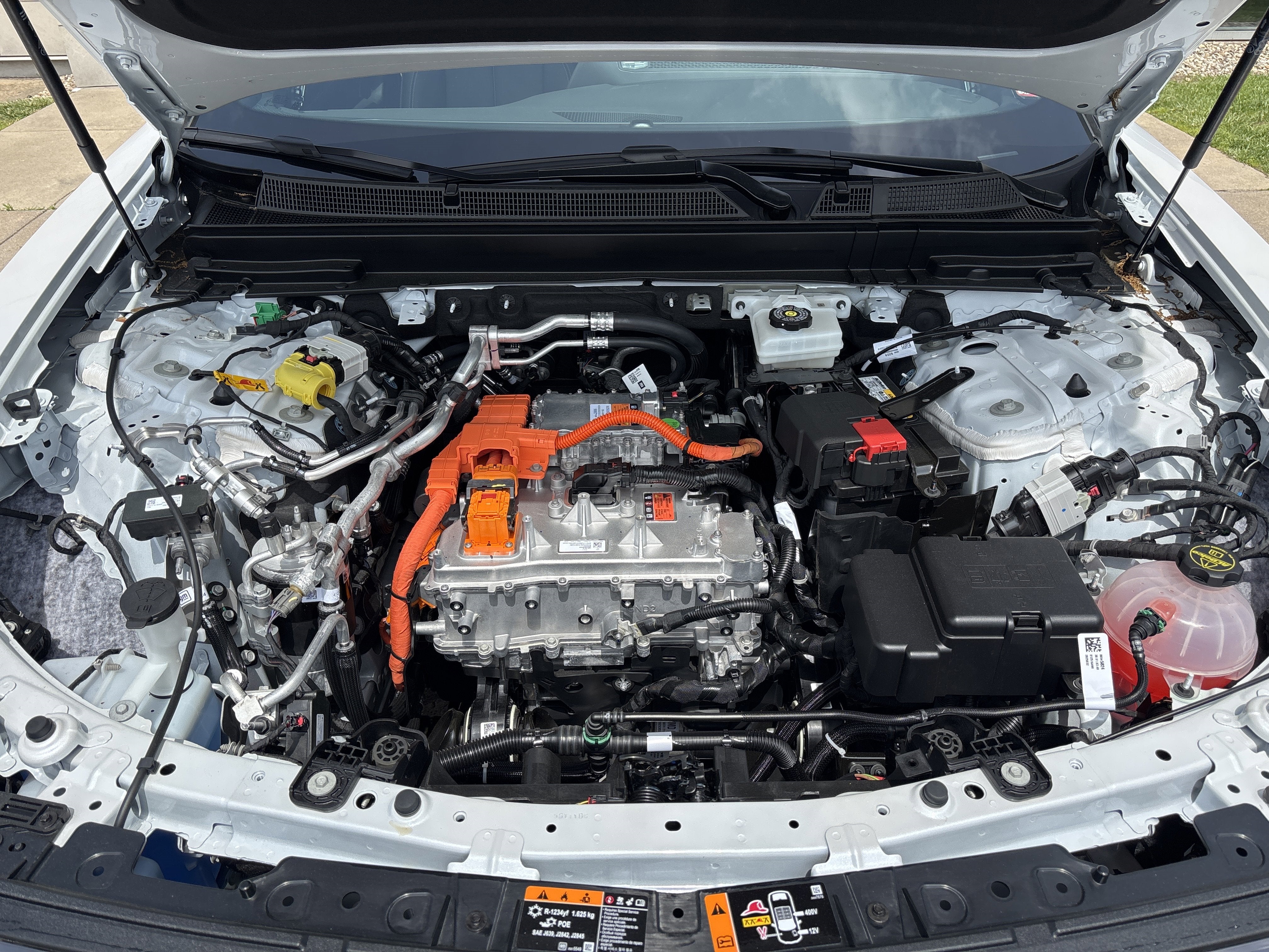 2025 Cadillac LYRIQ Sport 1