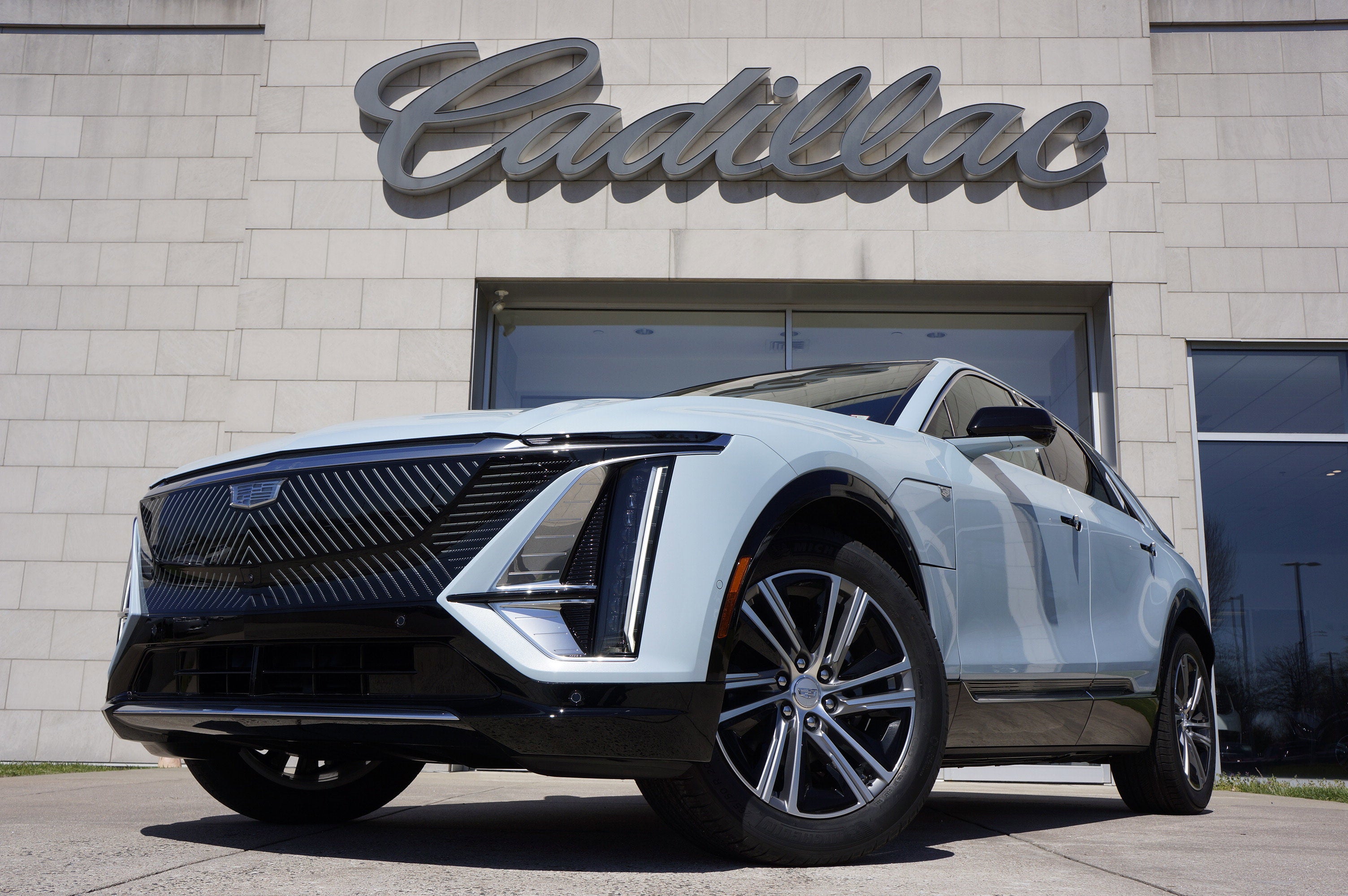 2026 Cadillac LYRIQ Premium Sport