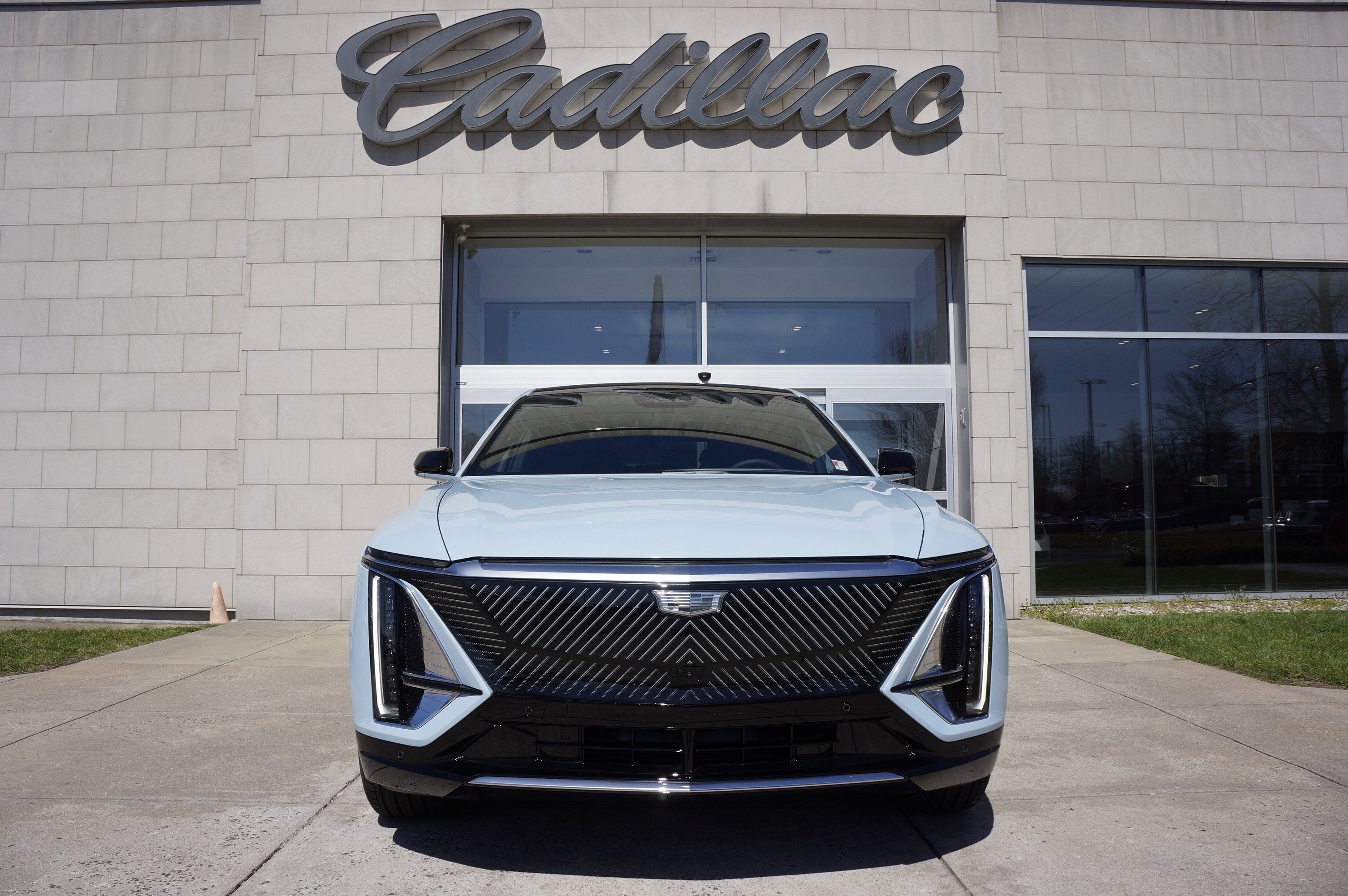 2026 Cadillac LYRIQ Premium Sport