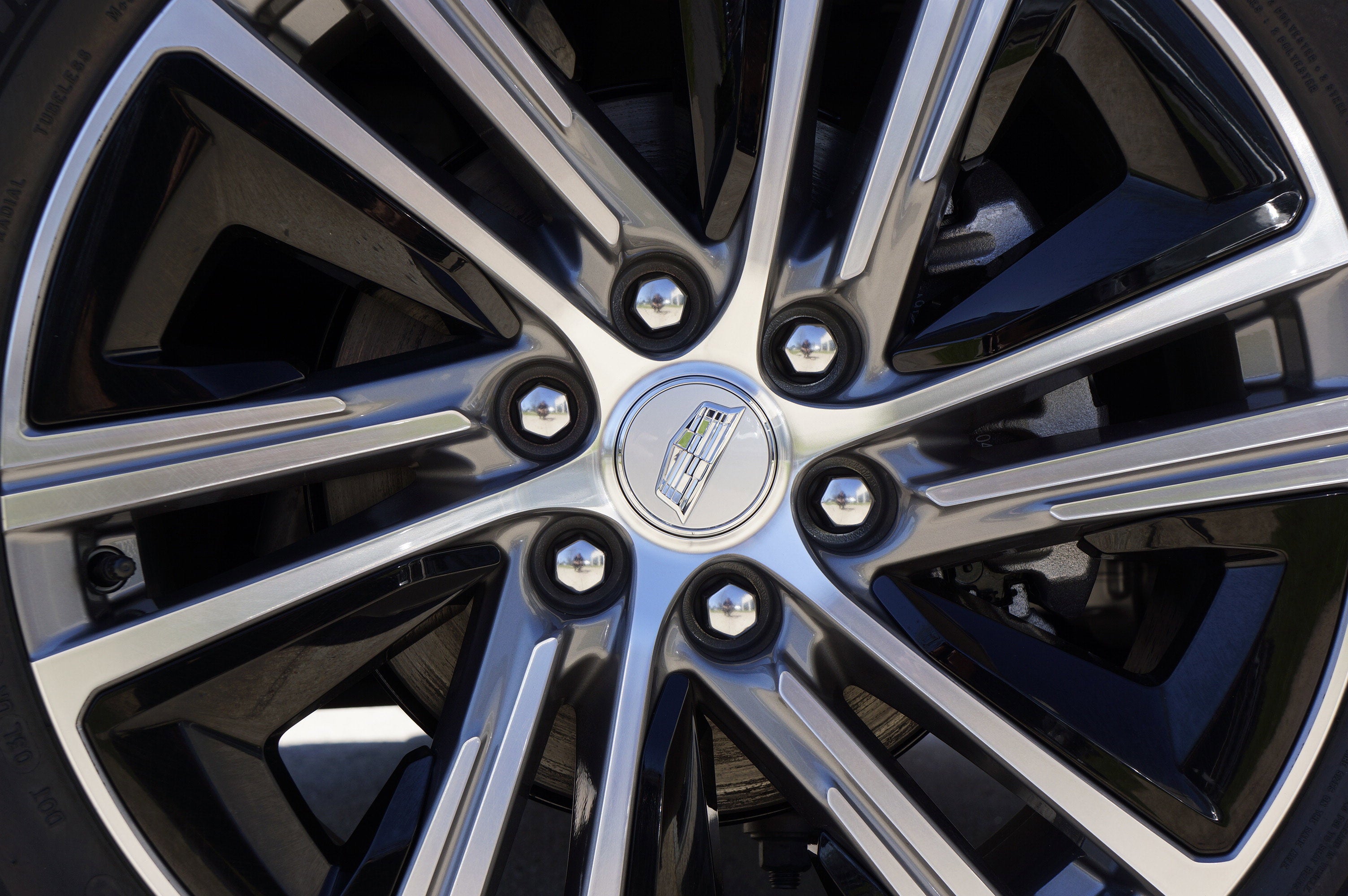 2026 Cadillac LYRIQ Premium Sport