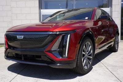 2025 Cadillac LYRIQ Sport 2