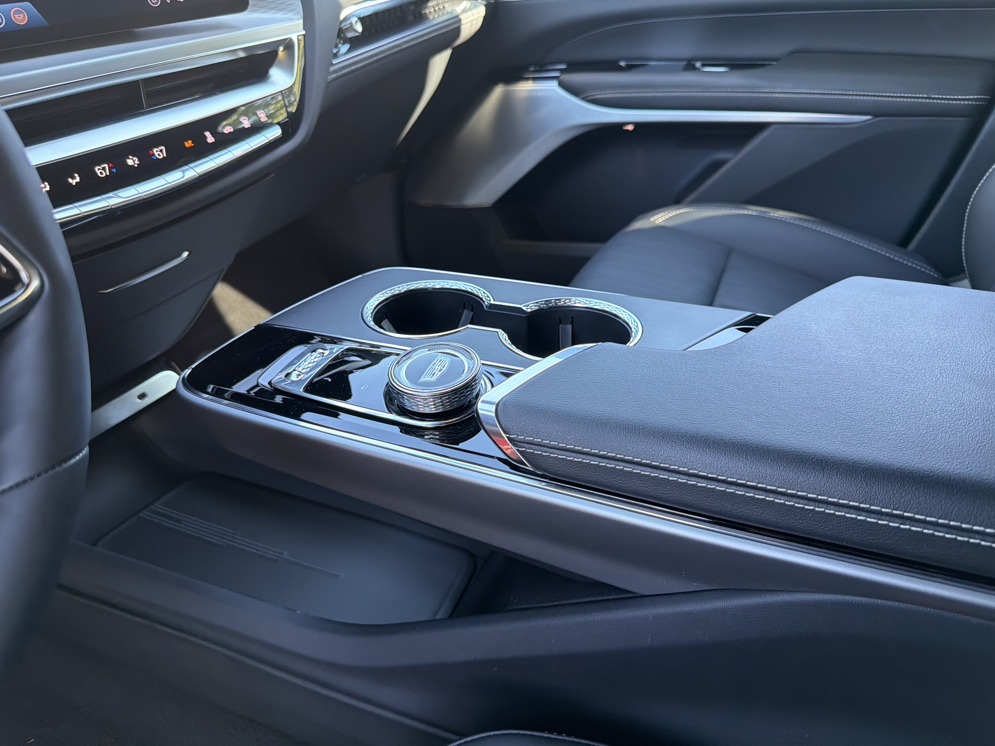 2025 Cadillac LYRIQ Sport 2