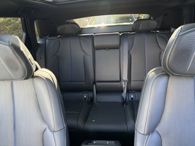 2025 Cadillac LYRIQ Sport 2