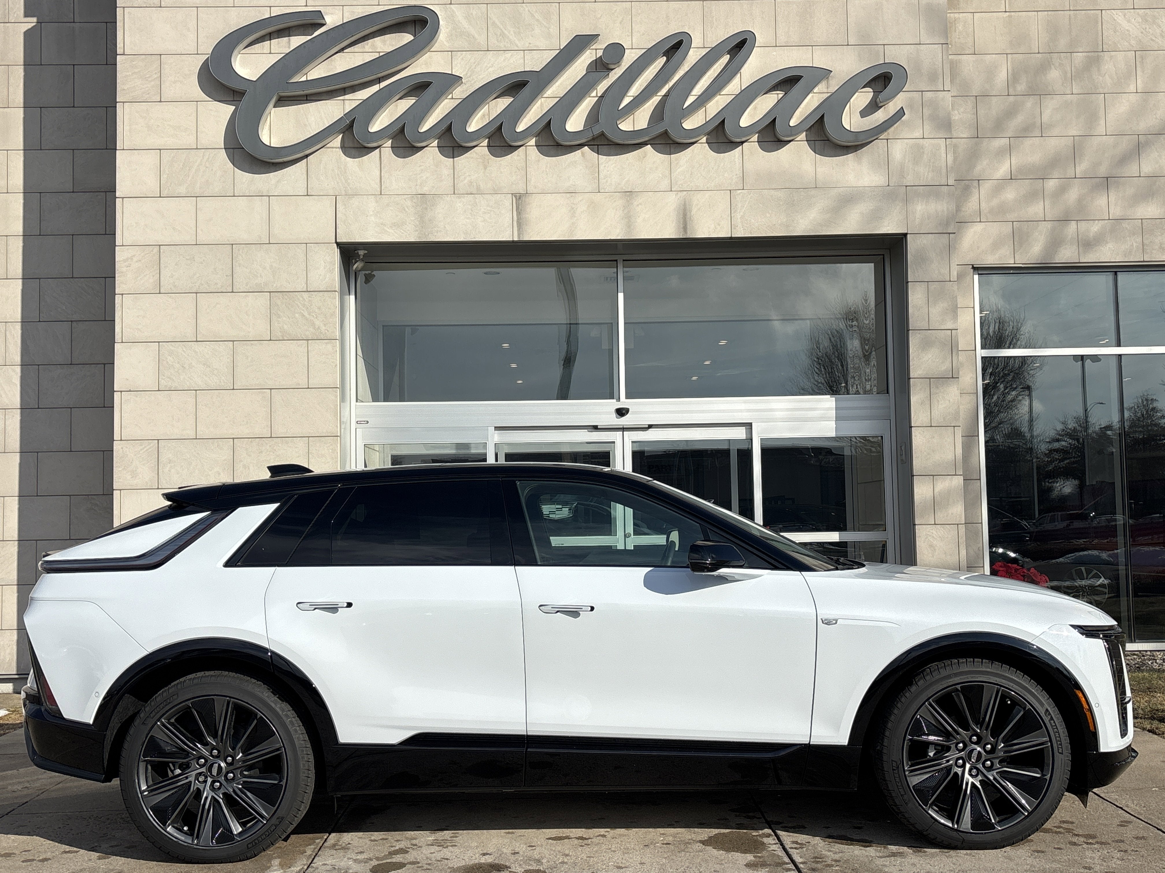 2026 Cadillac LYRIQ Signature Sport