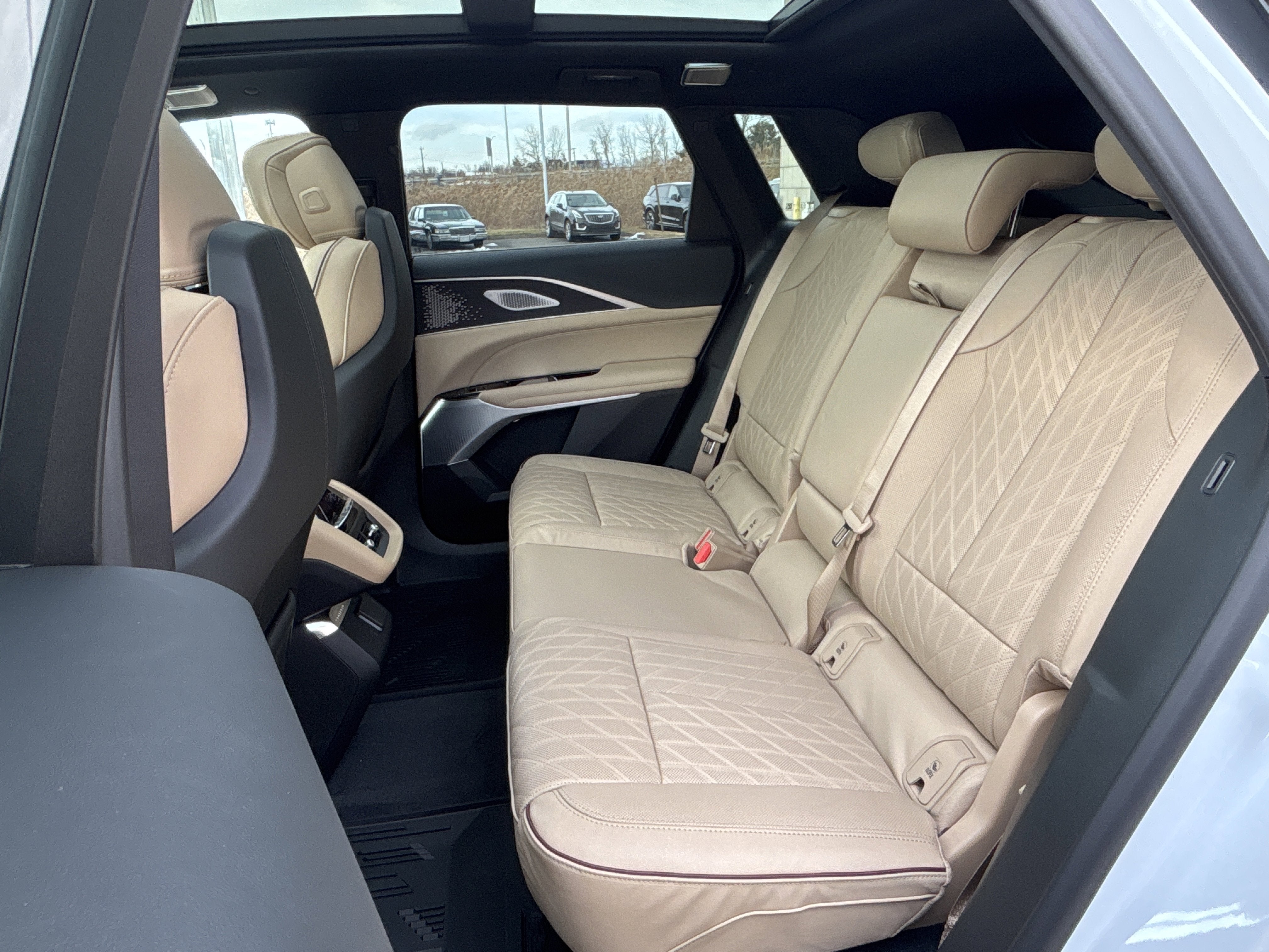 2026 Cadillac LYRIQ Signature Sport