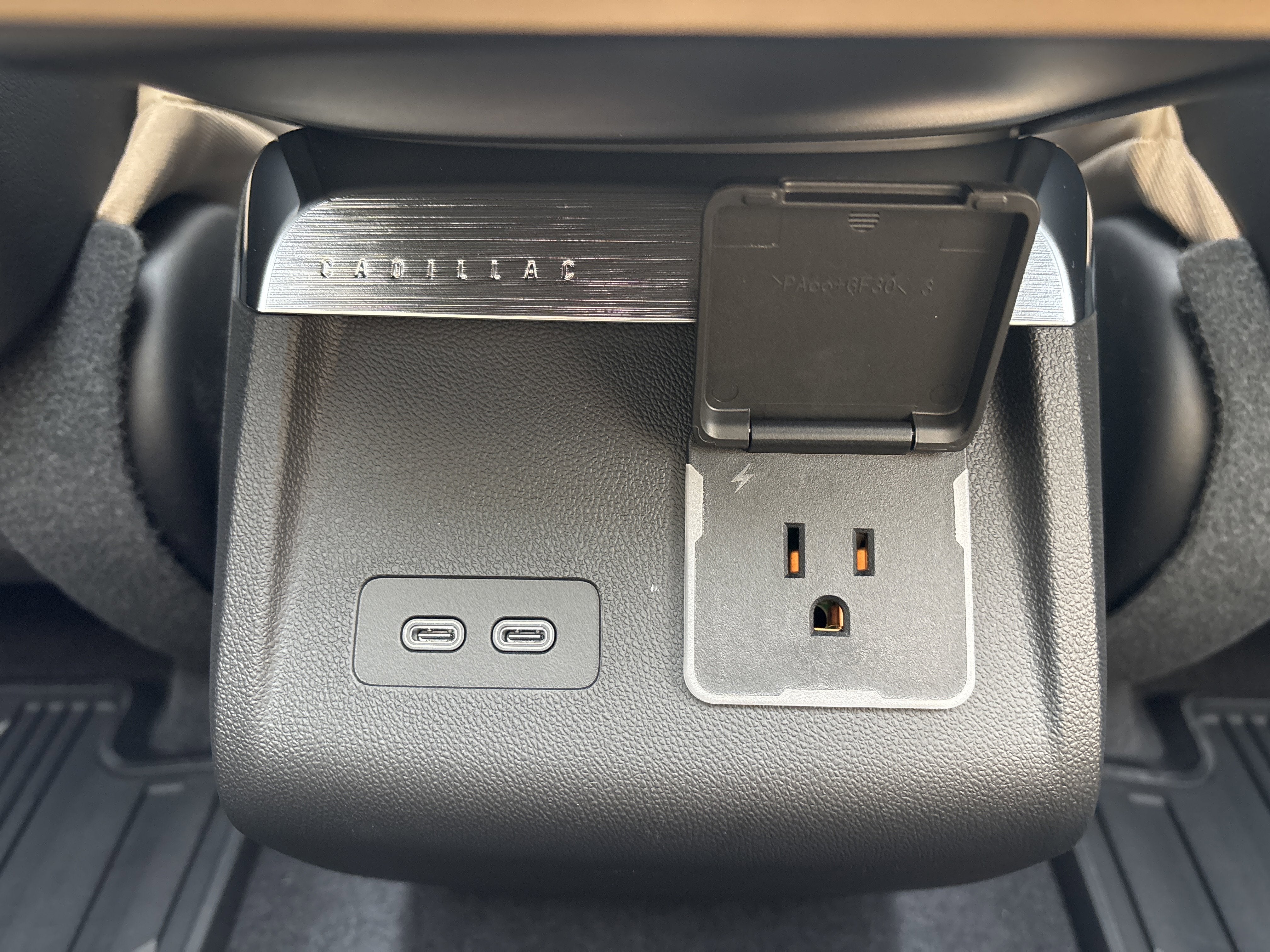 2026 Cadillac LYRIQ Signature Sport