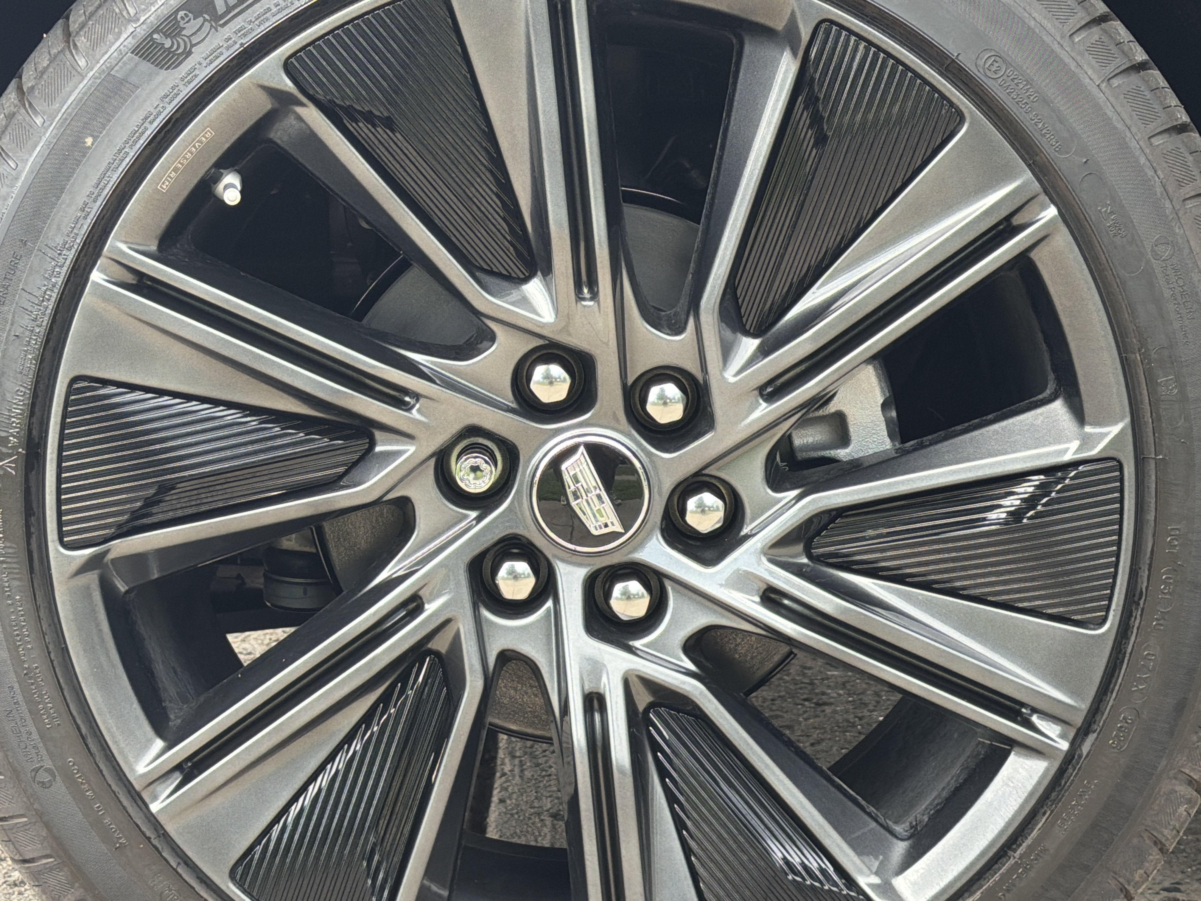 2026 Cadillac LYRIQ Signature Sport