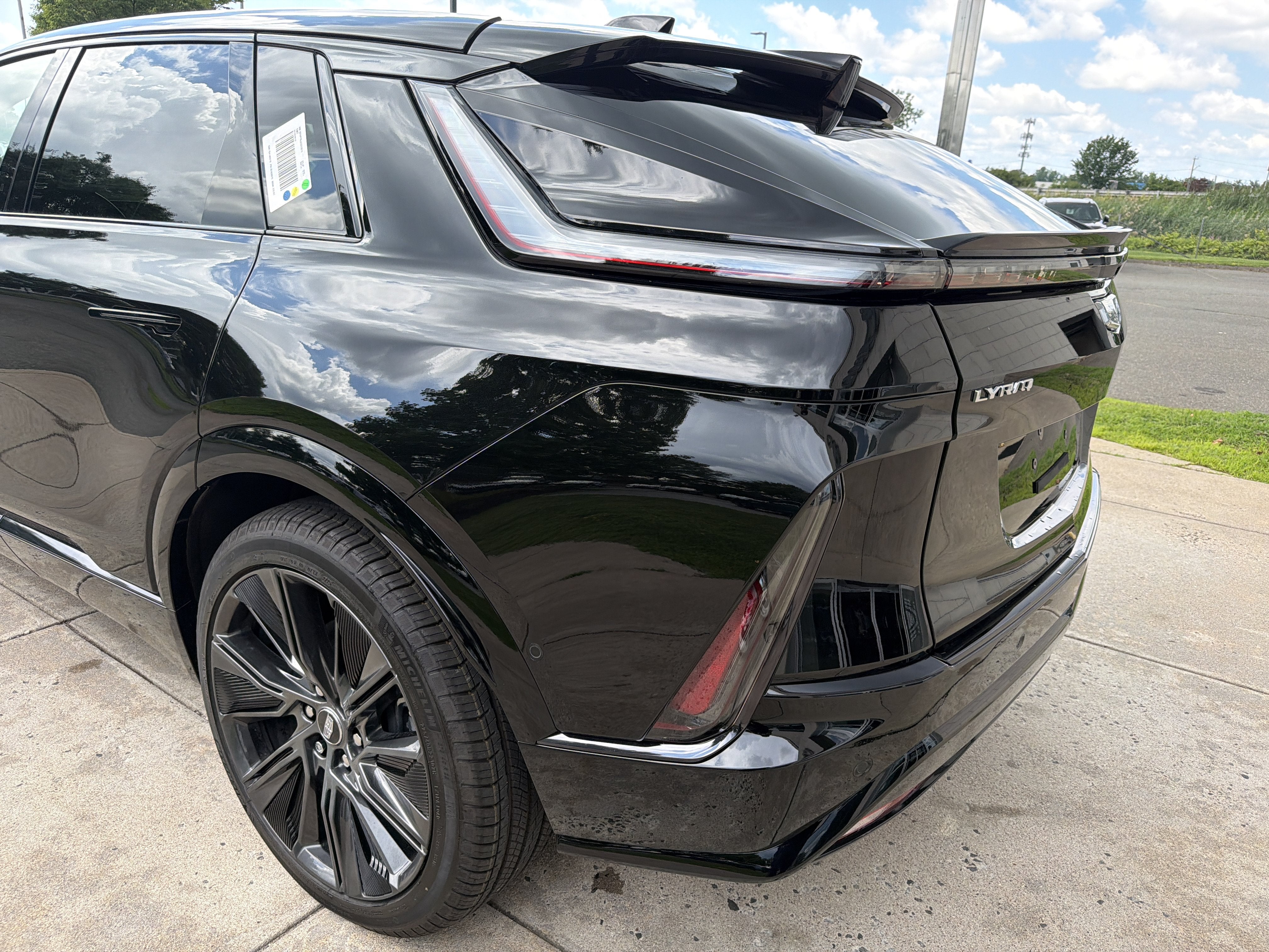 2026 Cadillac LYRIQ Signature Sport