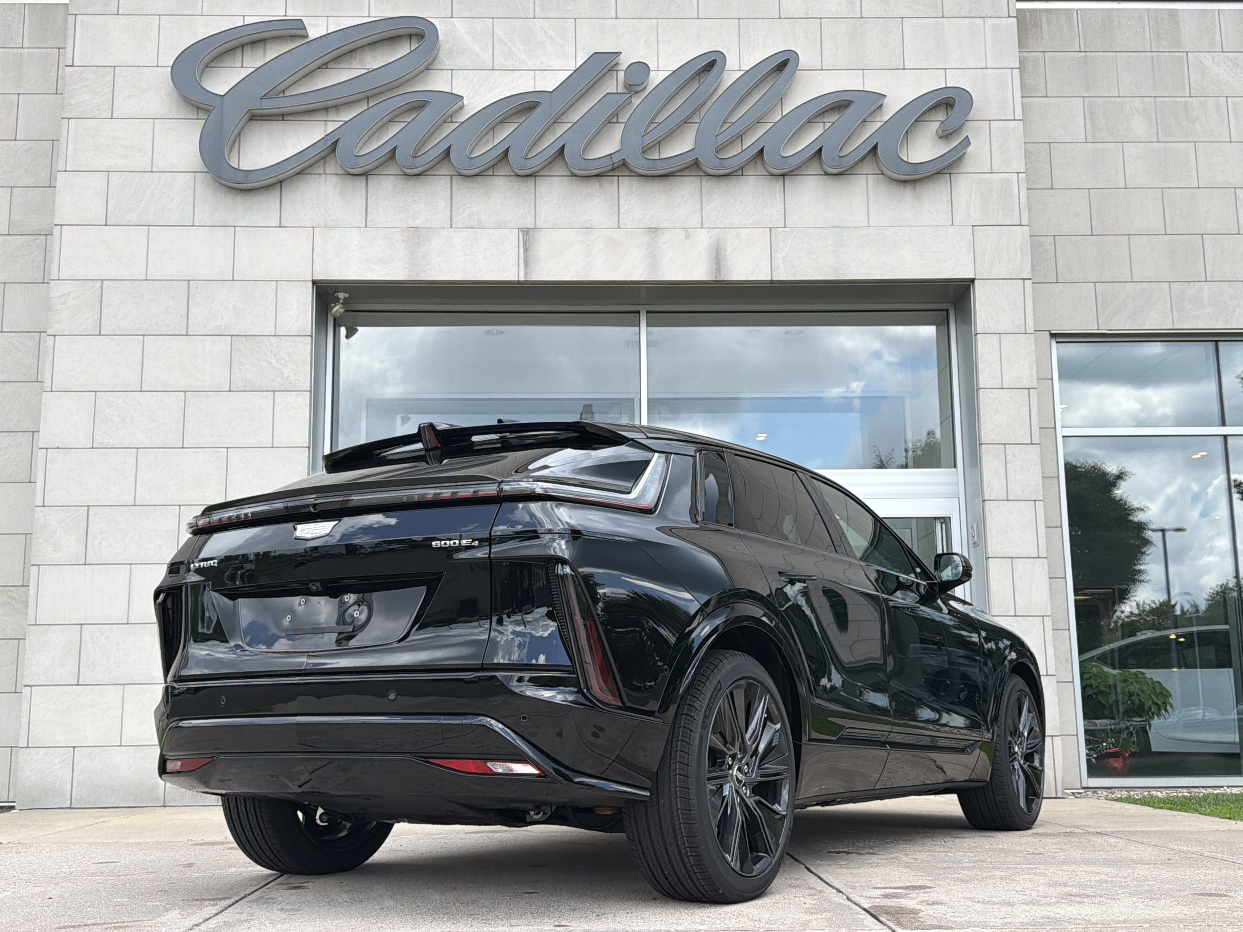2026 Cadillac LYRIQ Signature Sport